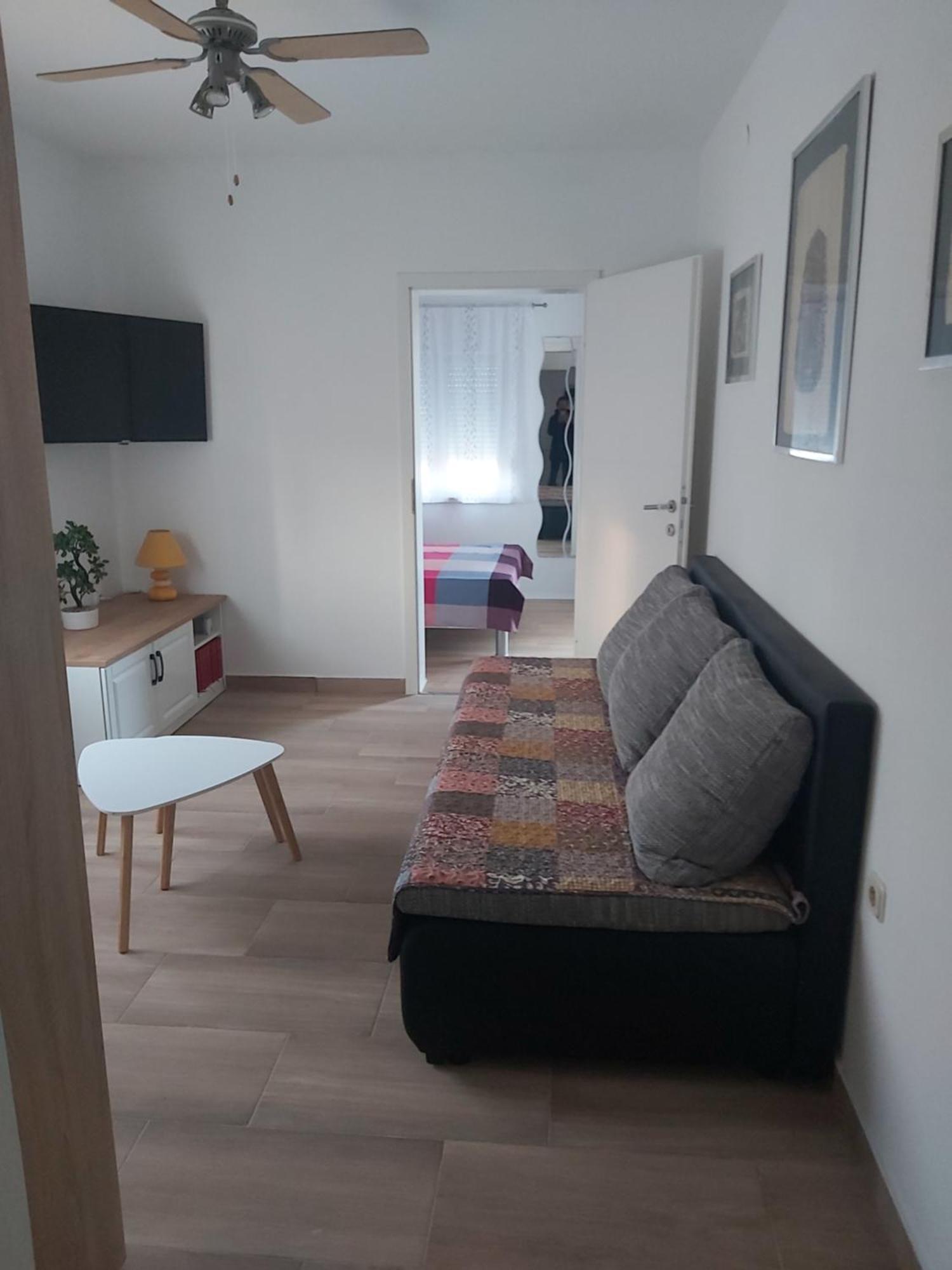 Apartment Lara Медулин Екстер'єр фото